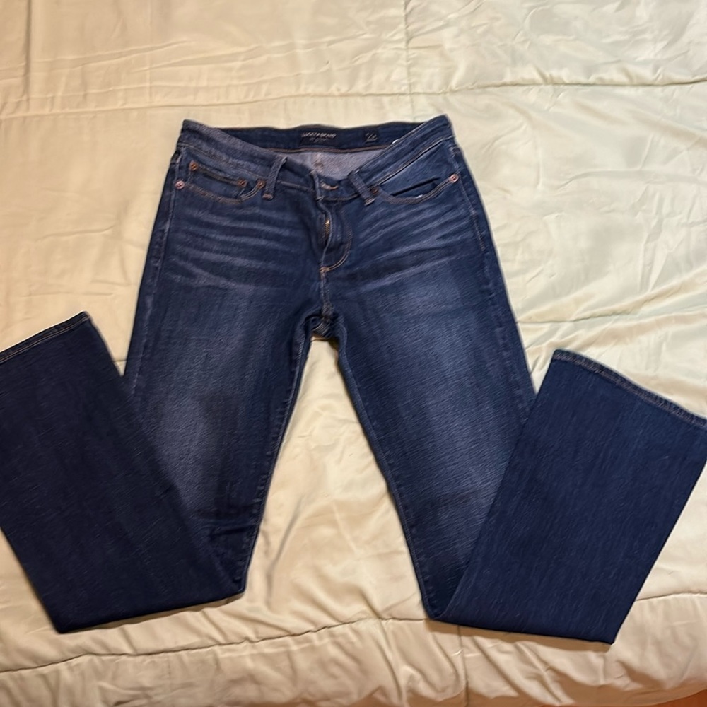 Lucky Brand Bootcut Sweet jeans size 8/29 Dark Denim
